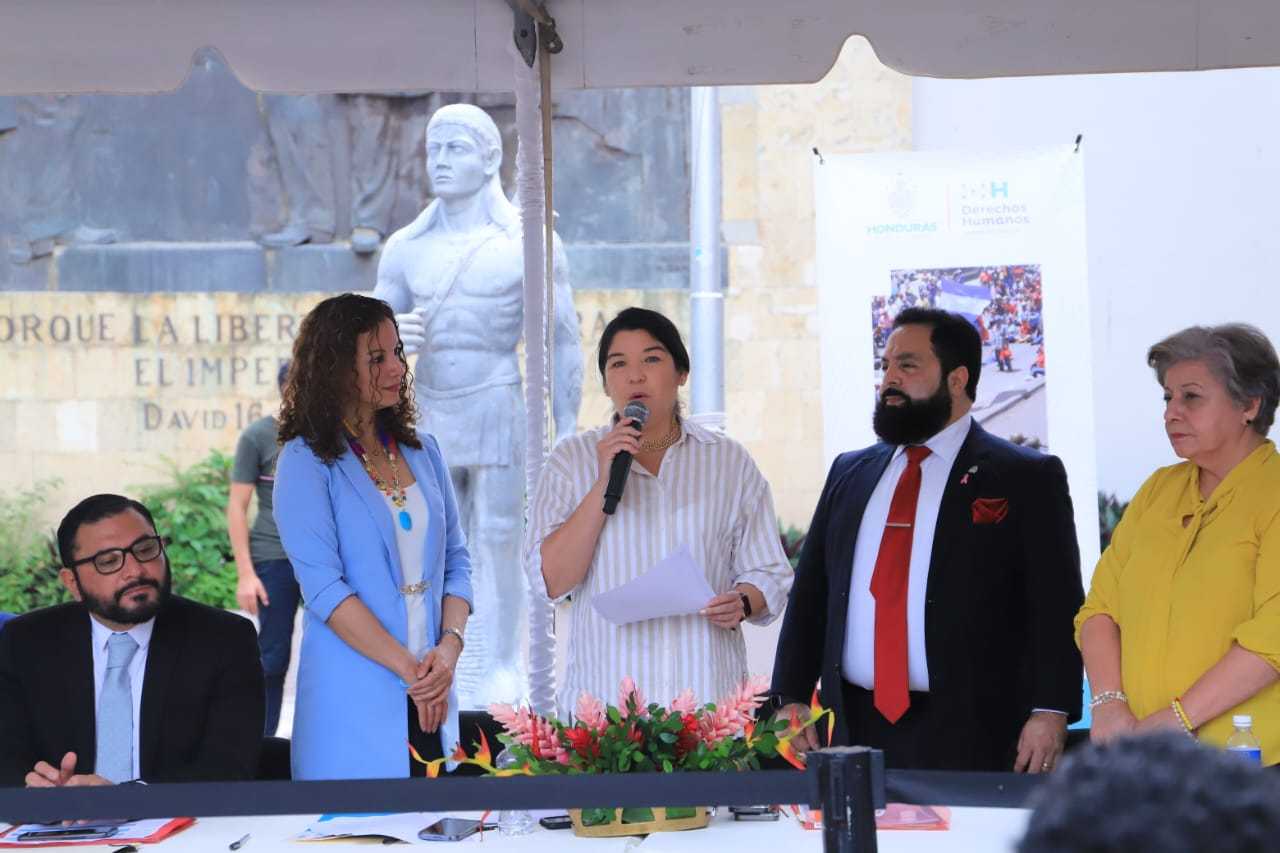 CN conmemora Día Nacional de los Derechos Humanos 